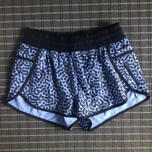Lululemon Tracker Shorts size 8